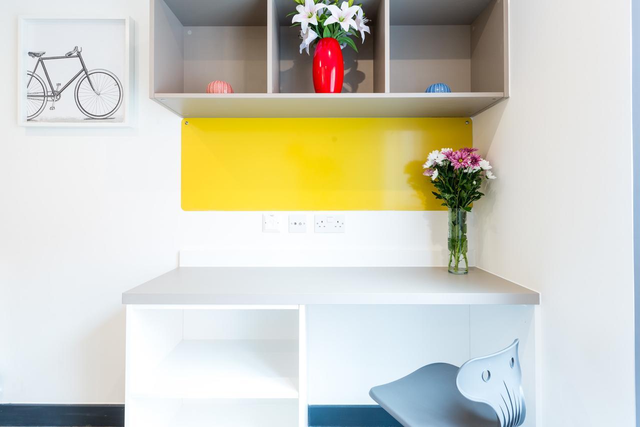 New Street Serviced Apartments Luton  Bagian luar foto