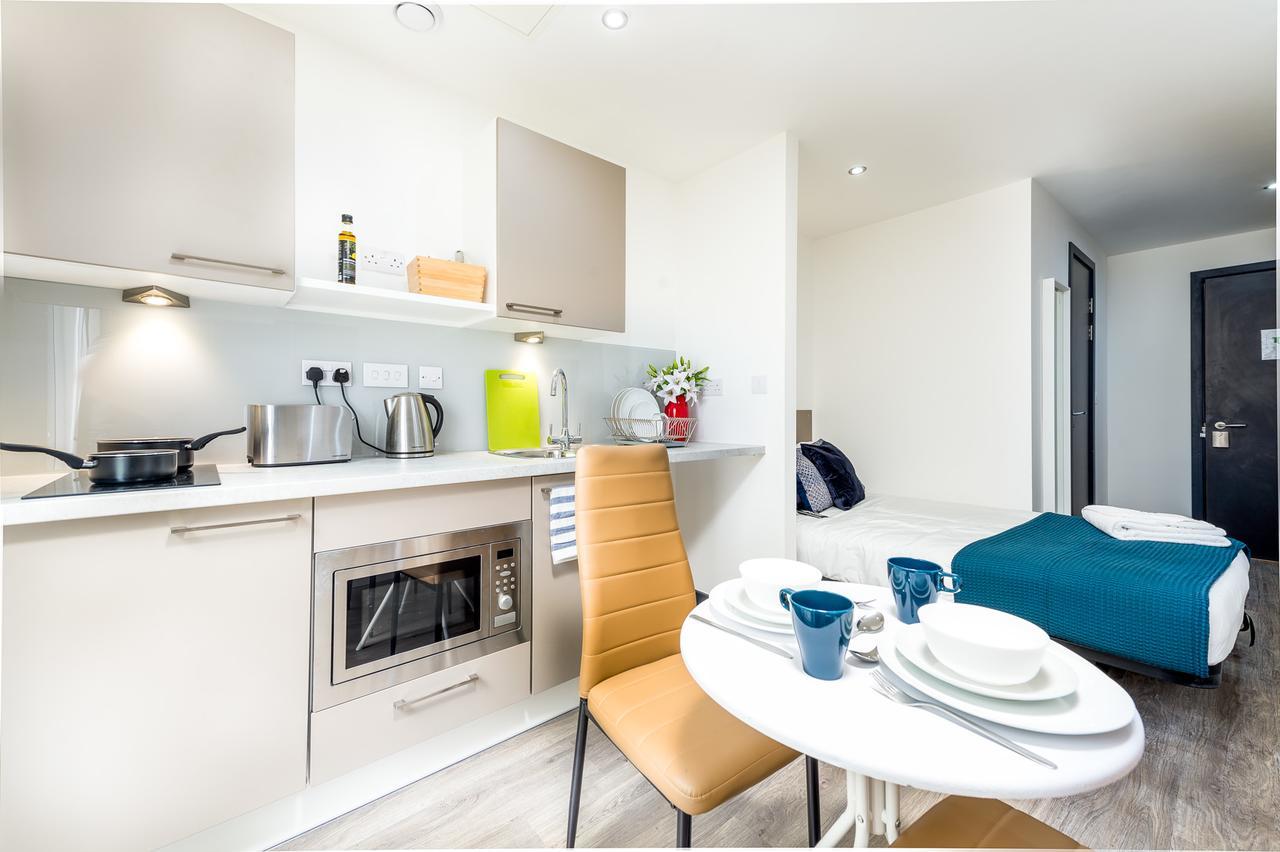 New Street Serviced Apartments Luton  Bagian luar foto